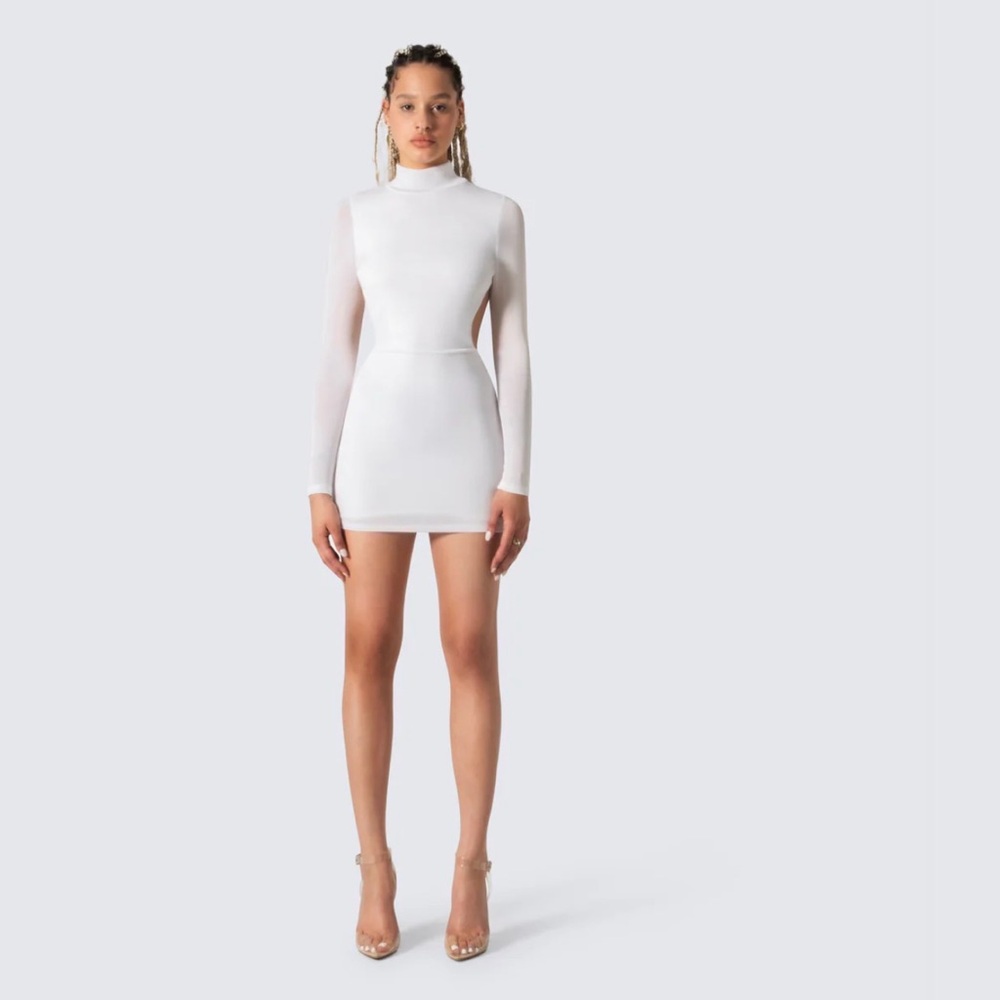 Finesse White Long Sleeve Mini Dress